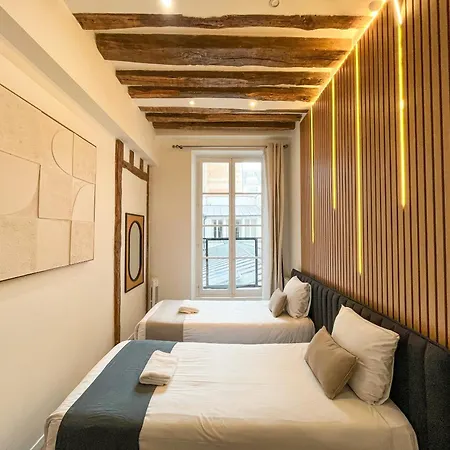 67 - Amazing Parisian Flat Apartment