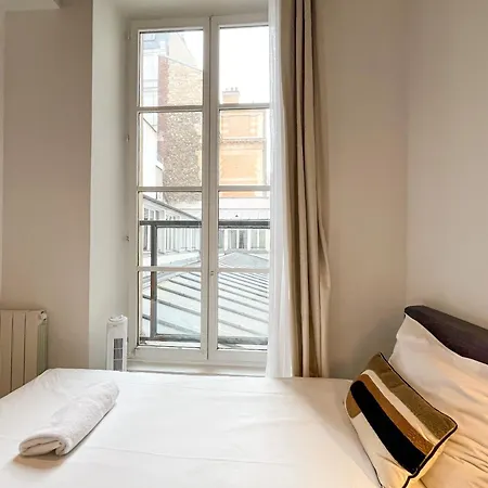 Apartment 67 - Amazing Parisian Flat *