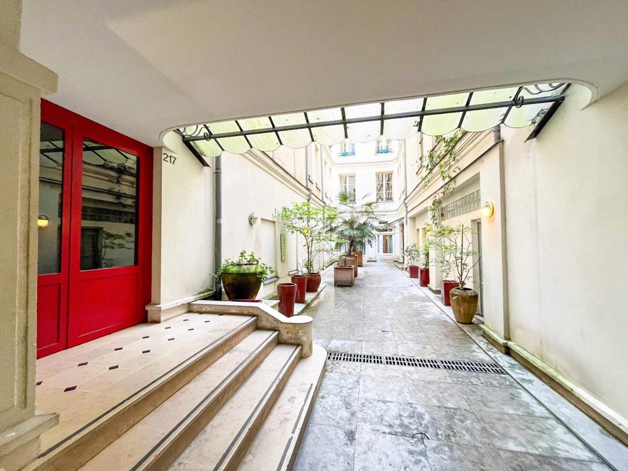 67 - Amazing Parisian Flat Apartment *